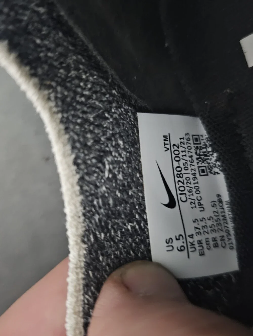 Nike React Phantom Run Flyknit 2 Women's Size 6.5 Running Shoes Oreo S2-15 - Picture 7 of 7